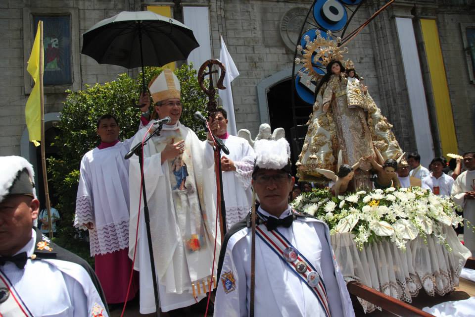 Thanksgiving of the Bishop to the People (2)